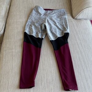PINK Victoria's Secret Maroon Black,Heather Gray Colorblock Legging side pocket